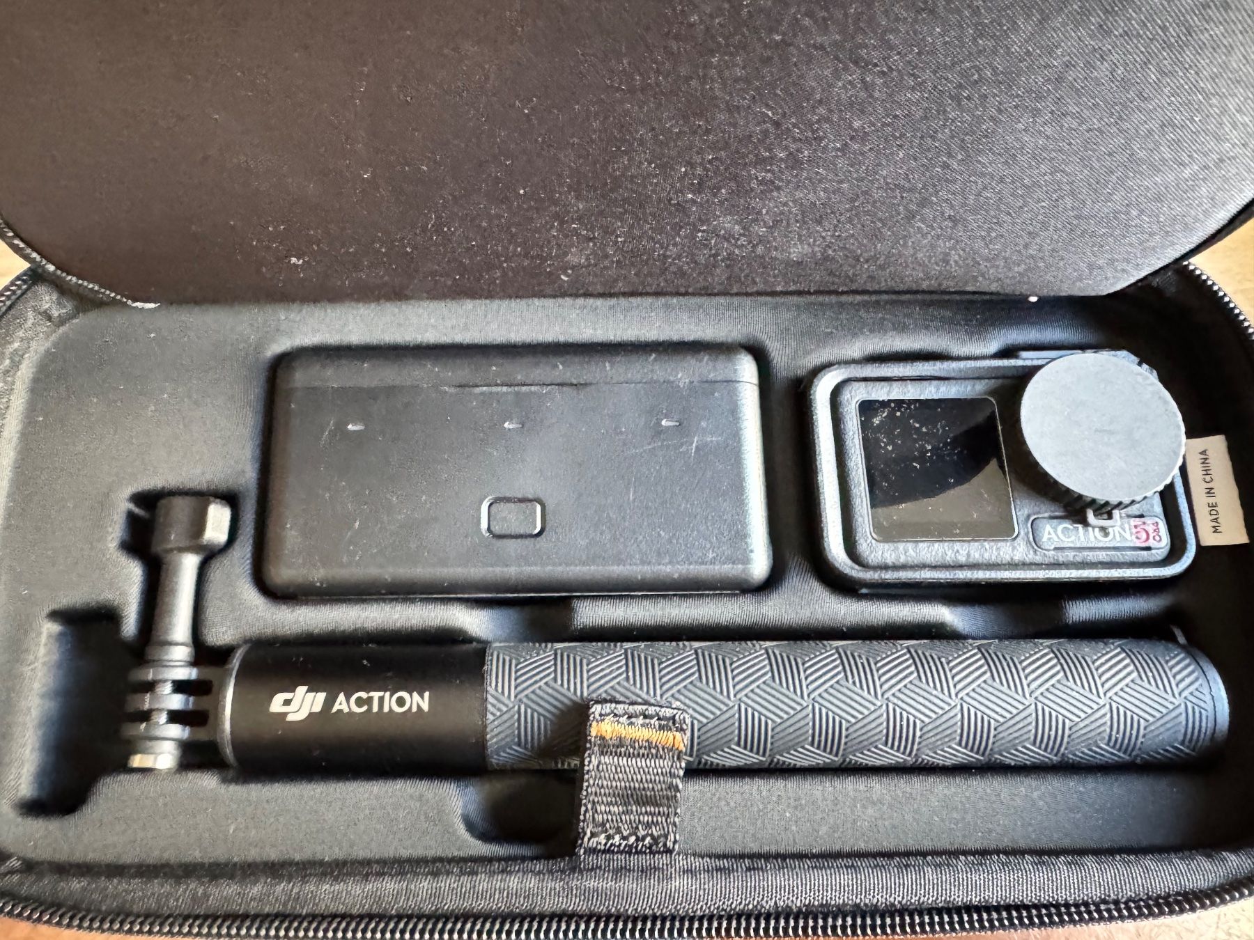 DJI Action Cam: DJI OSMO ACTION 5 PRO ADVENTURE COMBO + MANY EXTENSIONS – Usato da Zürich venduto da die_zb6r 2