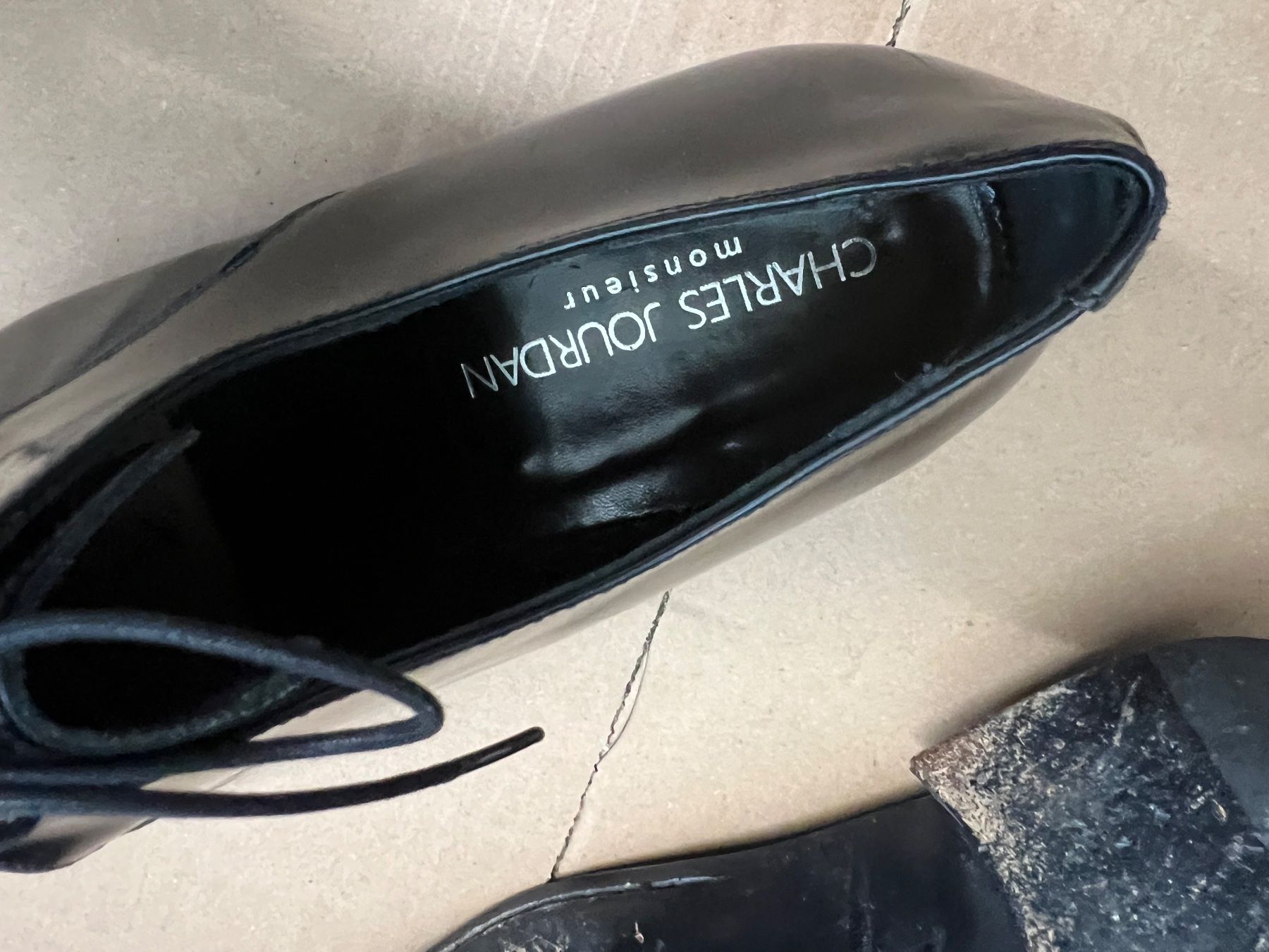 Scarpe da uomo: Paire de chaussures Charles Jourdan 41 – Usato da Basel venduto da La.Bonne.affaire 6