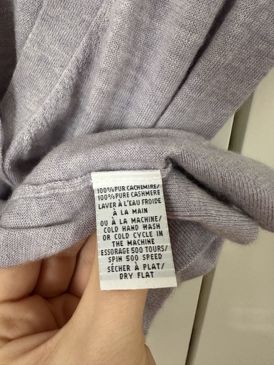 Gilets & Westen: Cardigan cachemire Lila – Gebraucht aus La Chaux-de-Fonds von lenchzer 2