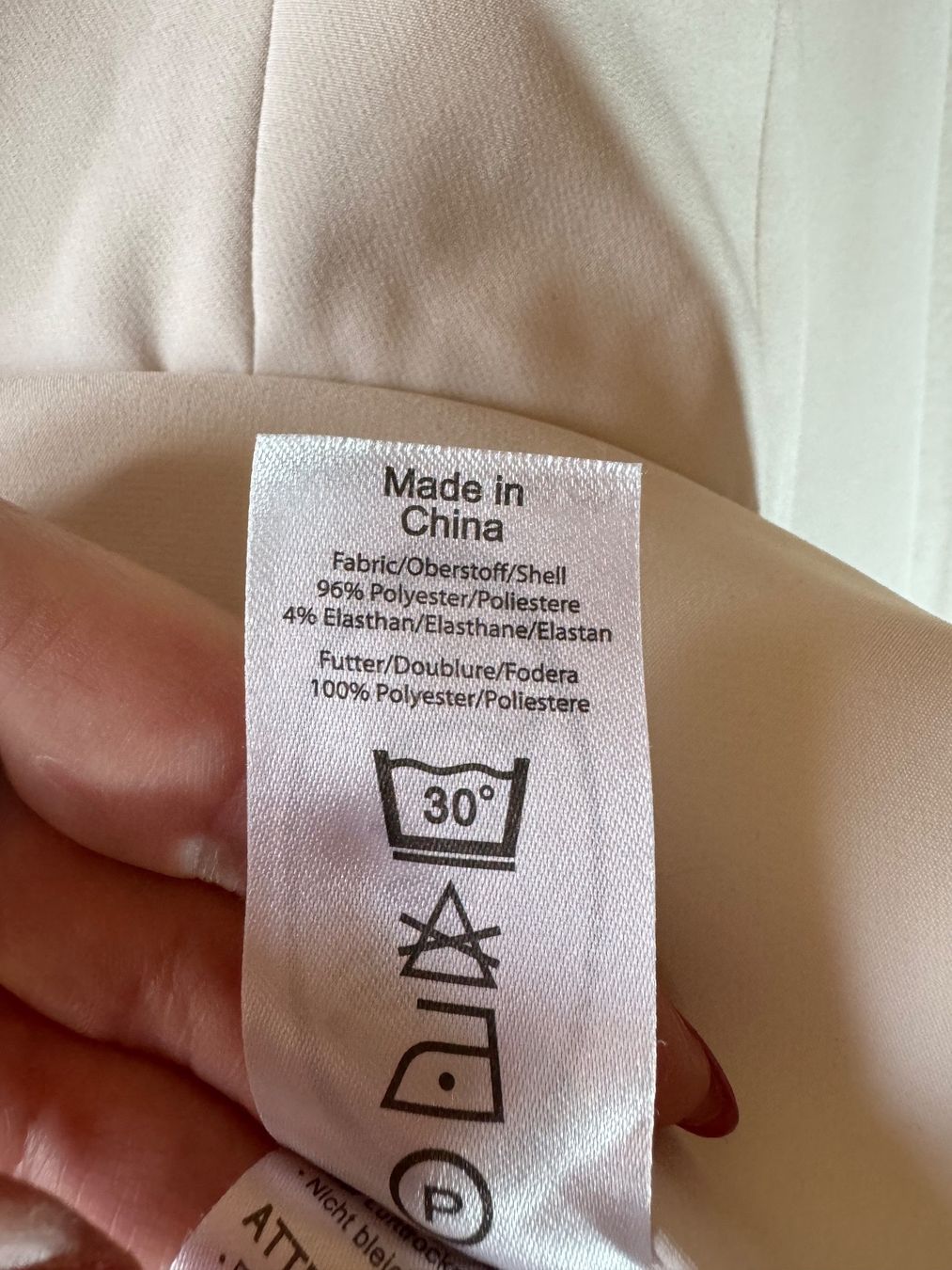 Giacche: Cremeweisser Blazer von Chicoree Gr. M – Usato da Grosswangen venduto da SALE_SALE_SALE 2