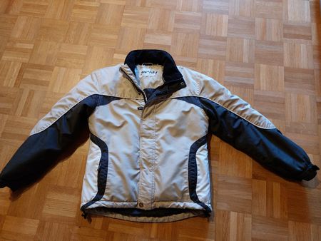Snow Fun Jungen Jacke, Beige/Schwarz, Gr. 134, guter Zustand