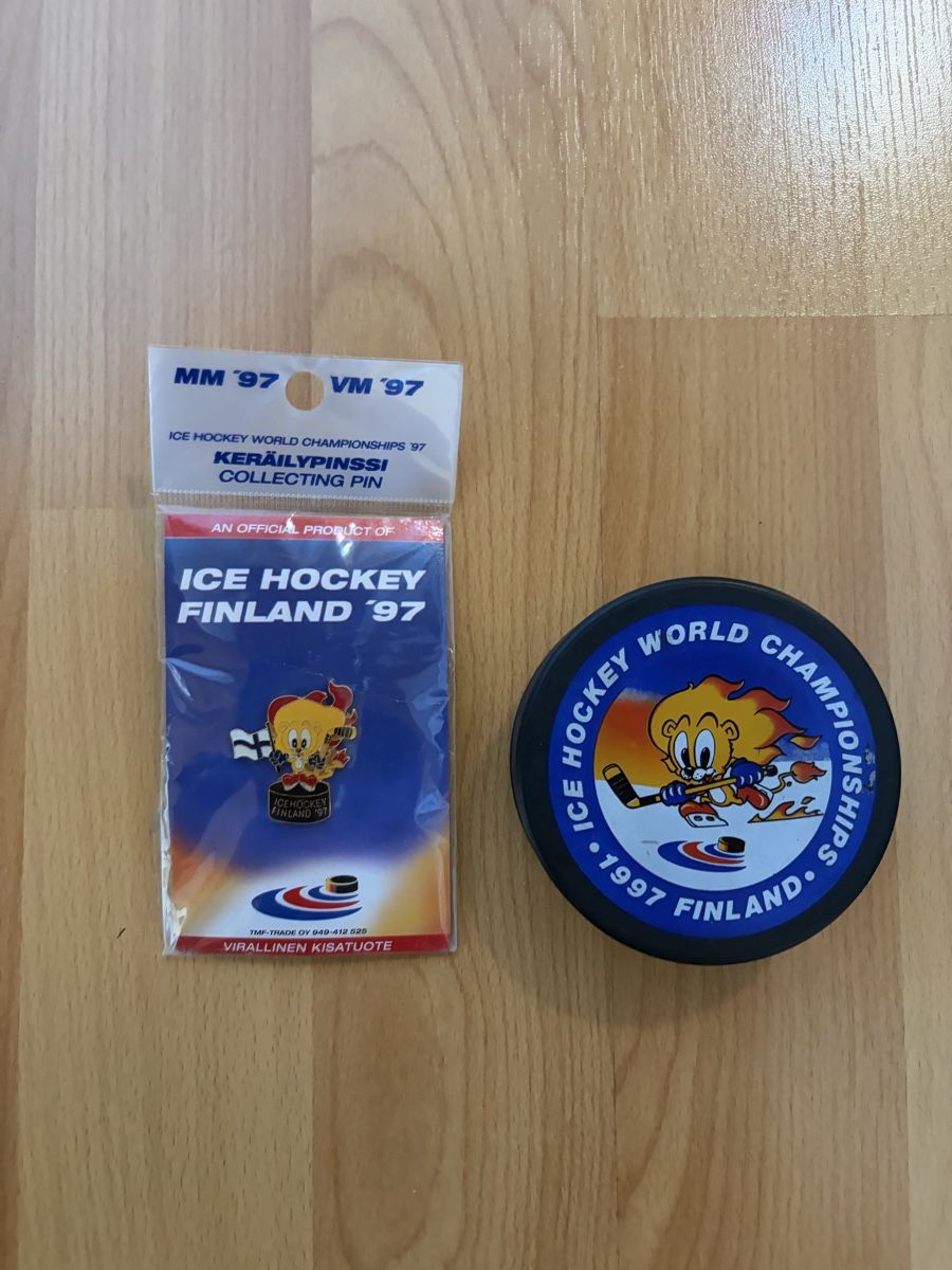 Autografi: Puck et pins Mondial 1997 – Usato da Bulle venduto da TheBigL