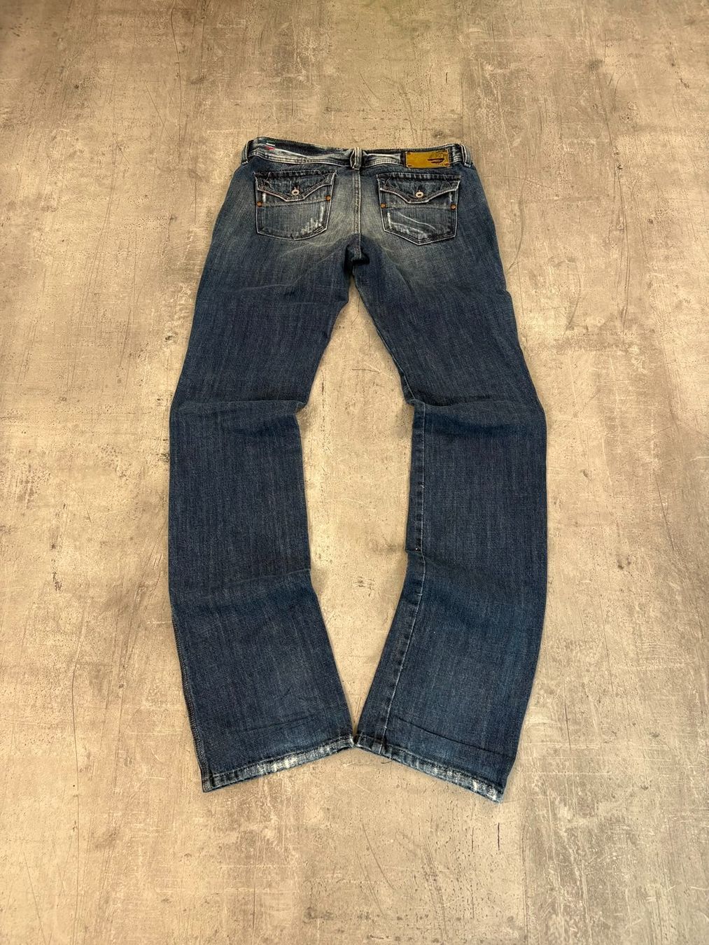 Diesel Jeans: Vintage Diesel Bootcut Jeans (M) – Neu (gemäss Beschreibung) aus Werdenberg von hase.vintage
