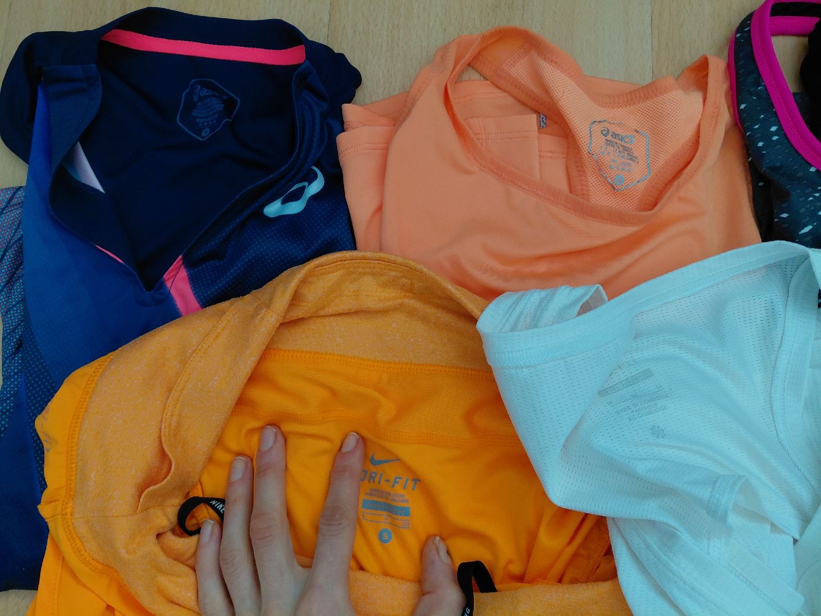 Lots de vêtements: Sport Kleiderpaket – D'occasion à St. Niklaus VS par sportler60 1