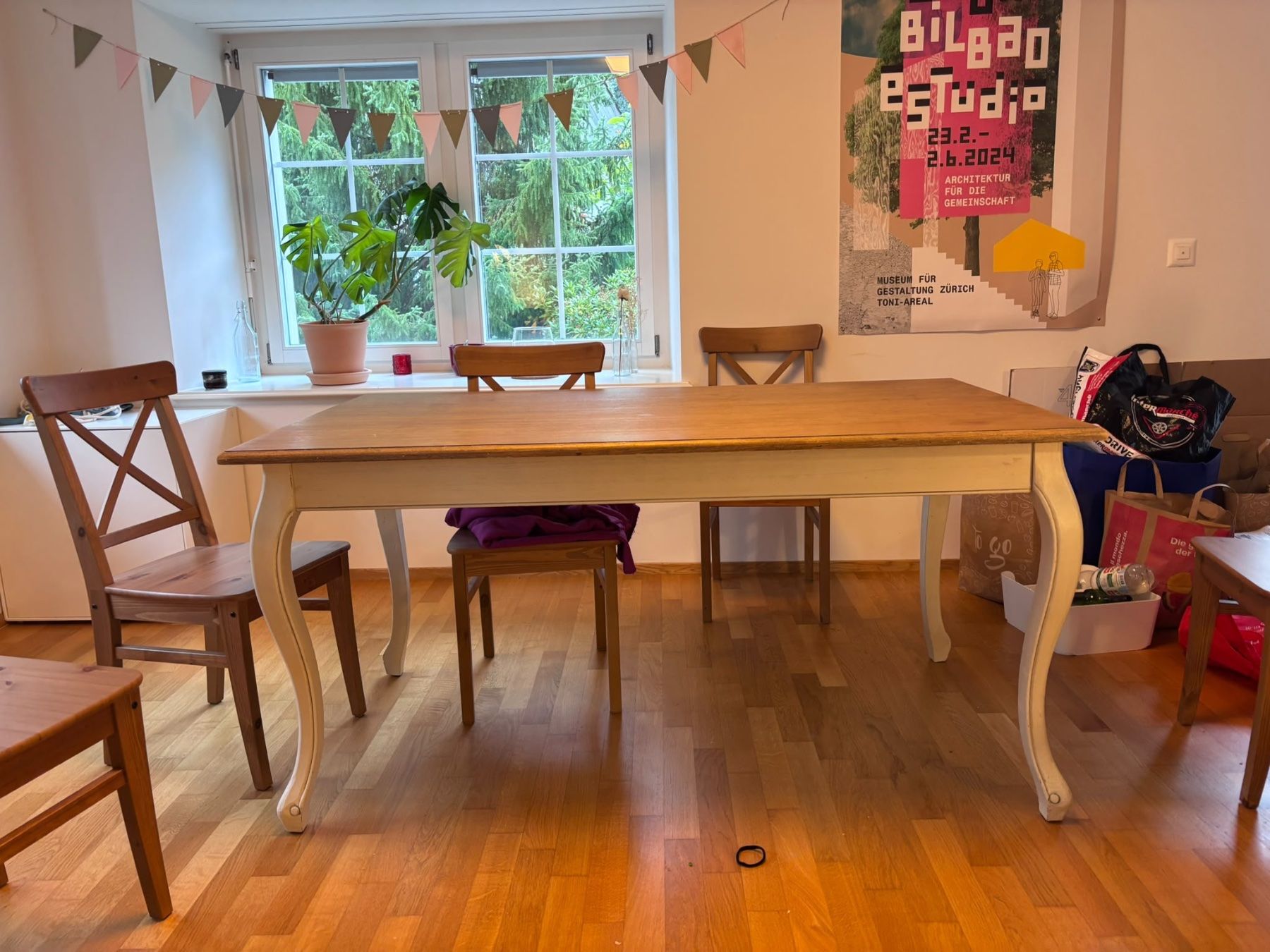 Tables: Dining table - Maison du Monde – D'occasion à Dübendorf par yatwalee