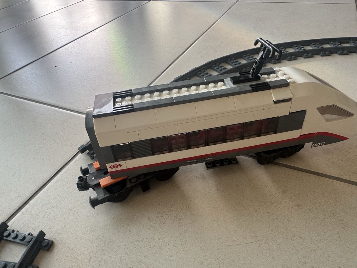 Lego Kit di costruzioni: Lego Zug – Usato da Hochdorf venduto da fla_hl9g 2