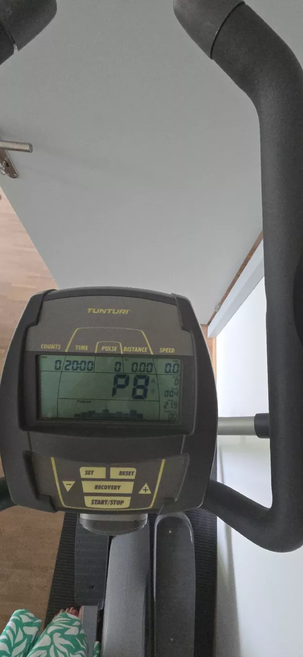 Tunturi Hometrainer: Crosstrainer TUNTURI – Gebraucht aus Winterthur von nhu_s9gd 2