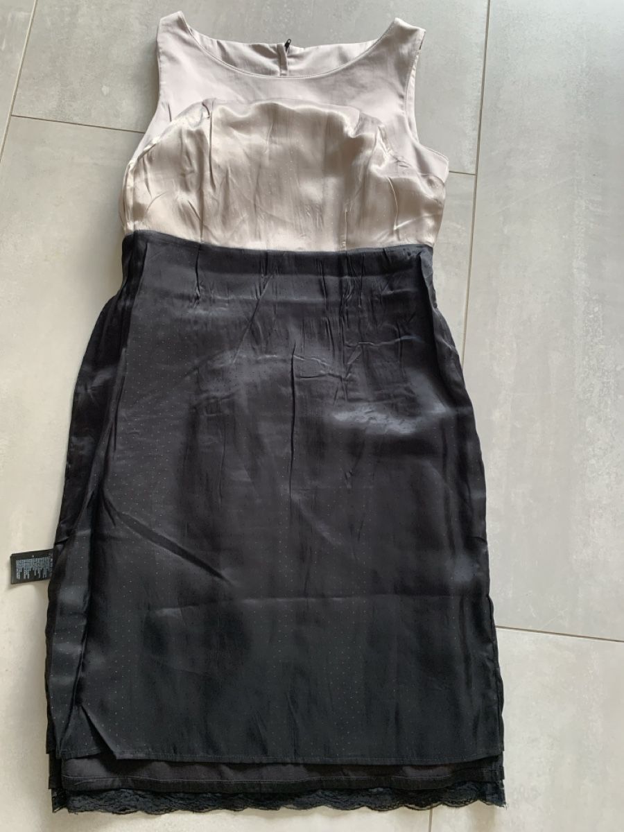 H&M Vestiti: Etuikleid Gr.40 – Usato da Zuzwil SG venduto da alfaromeo159ti 2