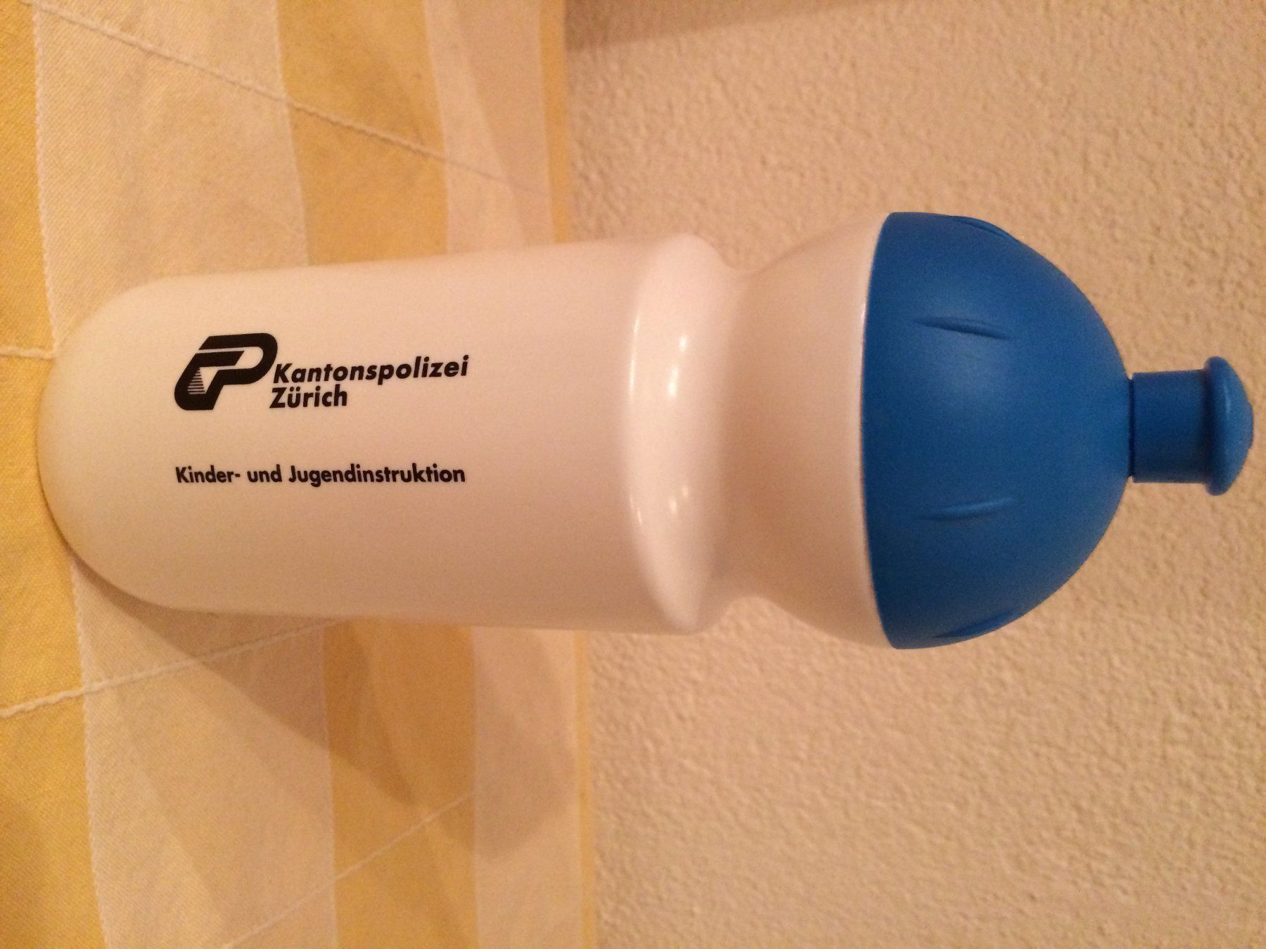 Borracce & Thermos: BULB Trinkflasche 500 ml "KAPO ZH" – Nuovo (secondo la descrizione) da Buchs AG venduto da ReaNaTsch 1