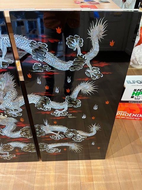 Dipinti: 4er Set Perlmutt Wandbild Drachen Asien Deko Gemälde – Usato da Winterthur venduto da projectcleanup 4
