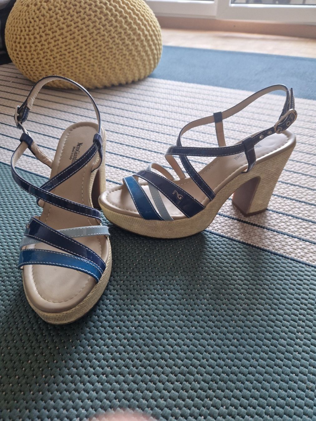 Damenschuhe: Summer sandals from Nero Giardini 39 – Gebraucht aus Lausanne von Issss 2
