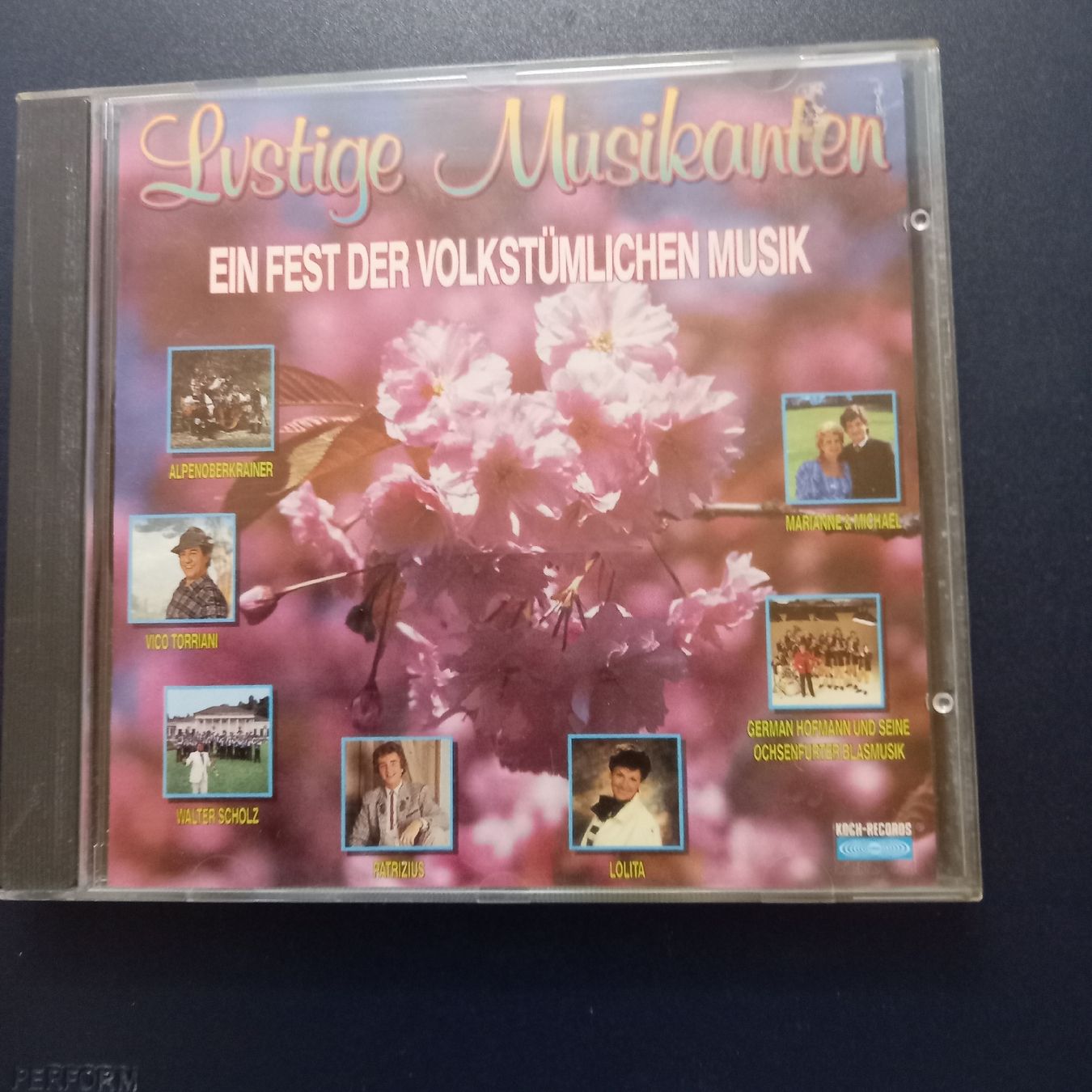 CD: Lustige Musikanten – Usato da Flüh venduto da nad_x5qn
