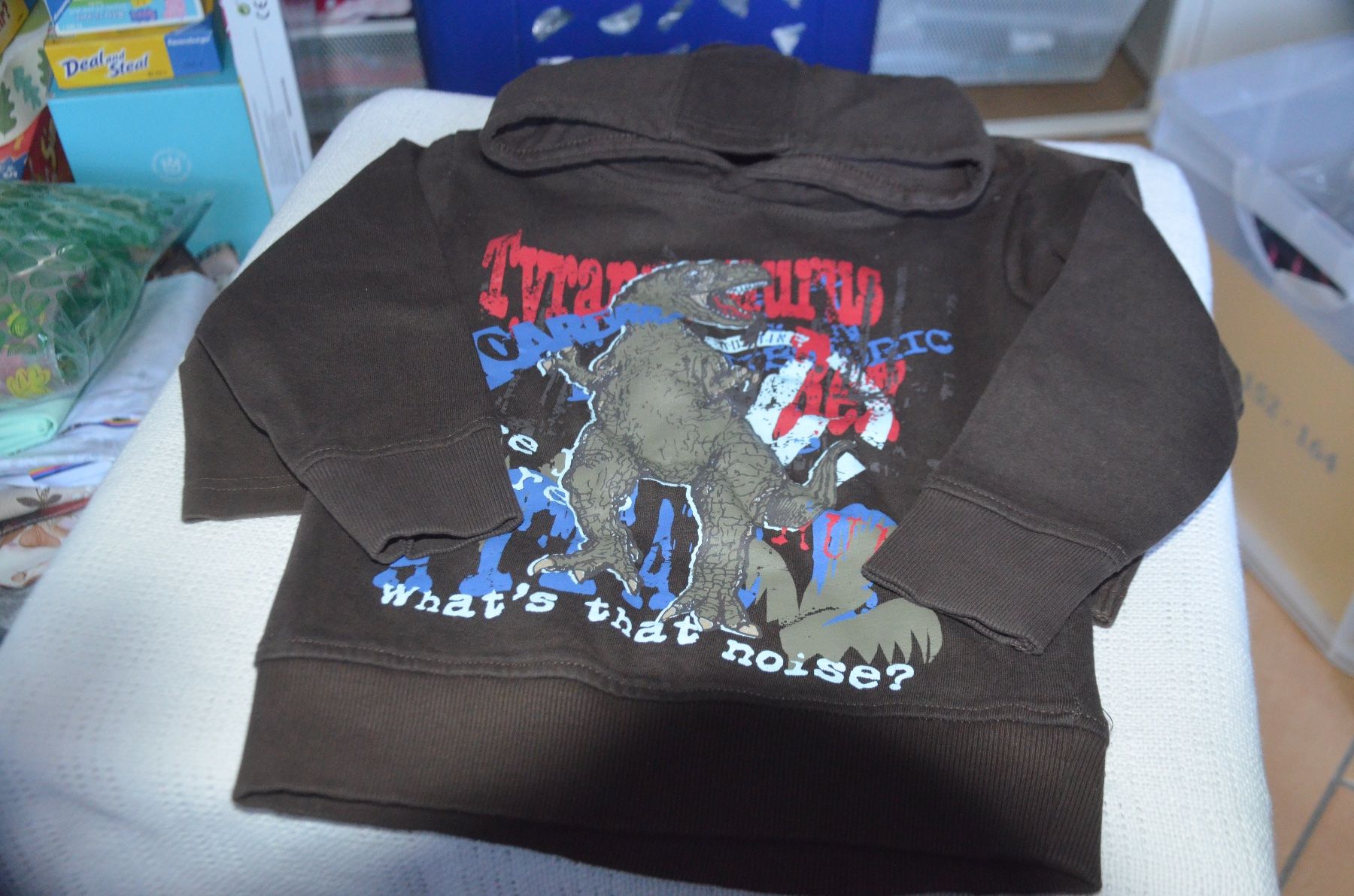 Pullover & Sweatshirts: TAILLE 98-104 - 2 STUCK SWEATSHIRT – Gebraucht aus Chiasso von Dolly015 1