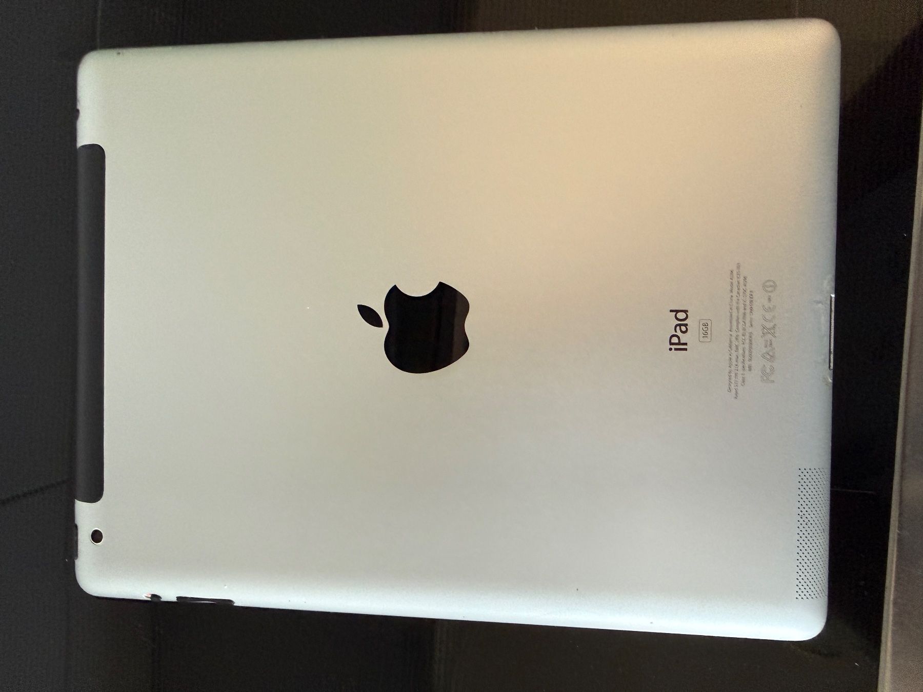 Apple Tablettes PC: IPad 2 3G – D'occasion à Zürich par earli 2