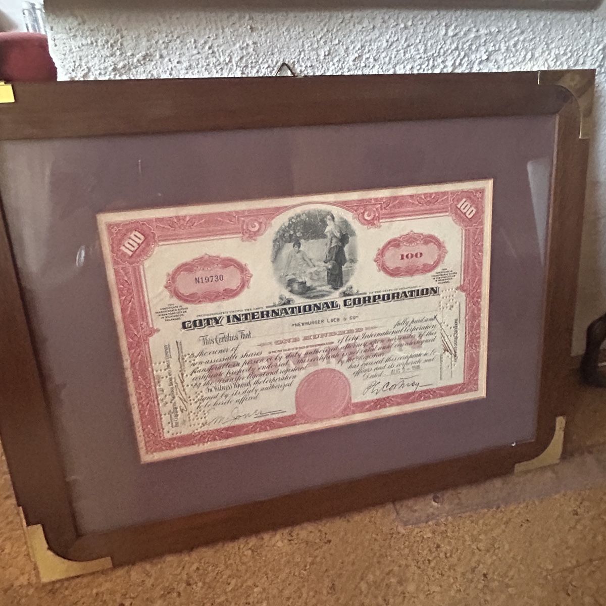 Foto & Immagini: Gerahmte Aktienurkunden - 5000 /100/Dollar – Usato da Laufen venduto da belleskulptur 1