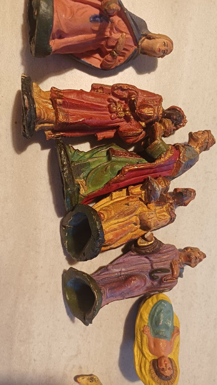 Statuette: Alte Krippenfiguren 7 Teile  – Usato da Flawil venduto da Naphtali 6
