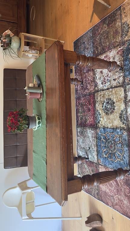 Divani: Antike Salon-Sitzgruppe – Usato da Sedrun venduto da giu_8kr2 4