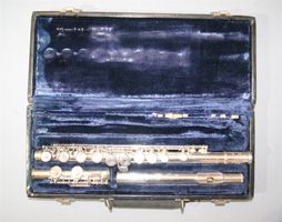 Artley Konzert-Querflöte Original-Koffer