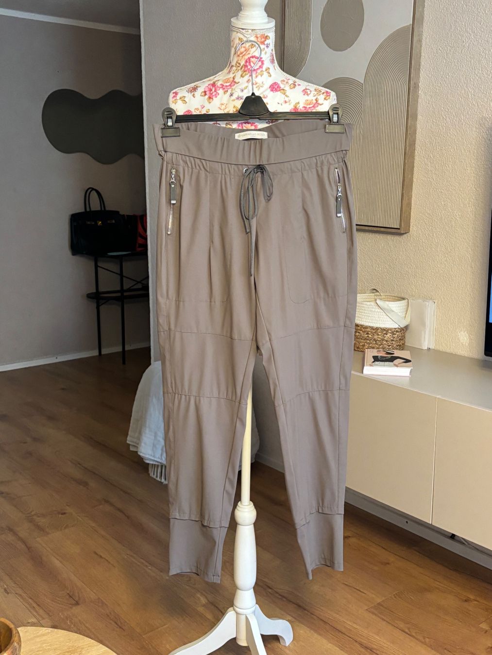 Raffaello Rossi Pantaloni: Raffaello Rossi Trousers – Usato da St. Margrethen SG venduto da dijanaO 5
