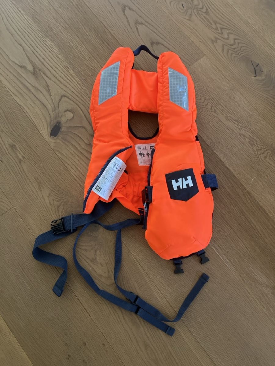 Helly Hansen Gilets de sauvetage: Kinder Schwimmweste Helly Hansen – D'occasion à Zufikon par otava01