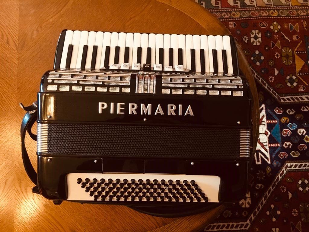 Strumenti musicali: Fisarmonica/Akkordeon Piermaria – Usato da Bellinzona venduto da giubekk