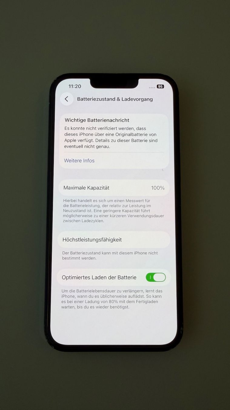 Apple Portables: iPhone 13 128 GB schwarz – D'occasion à Zürich par Spidder 3