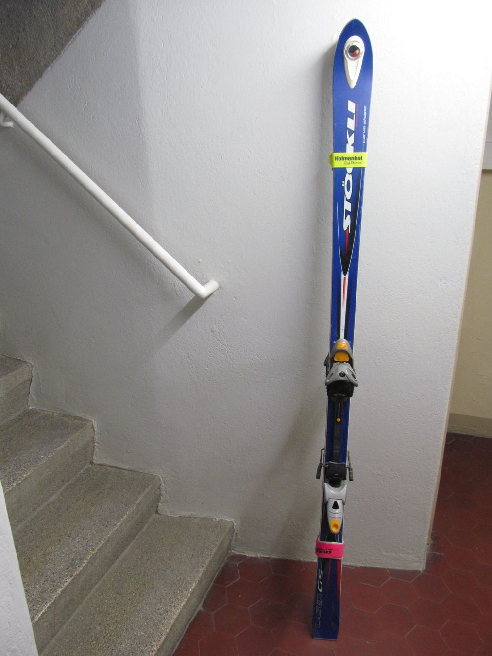 Bindungen: Ski Stöckli mit Tourenbindung Diamir – Gebraucht aus Basel von SXri 2