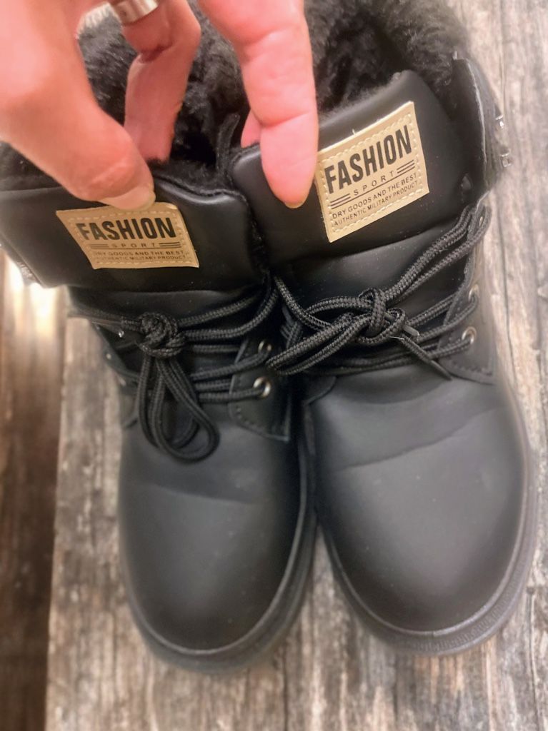 Scarpe da uomo: Winterschuhe Unisex Gr. 41 schwarz – Nuovo (secondo la descrizione) da Trimbach venduto da Alessia75 1