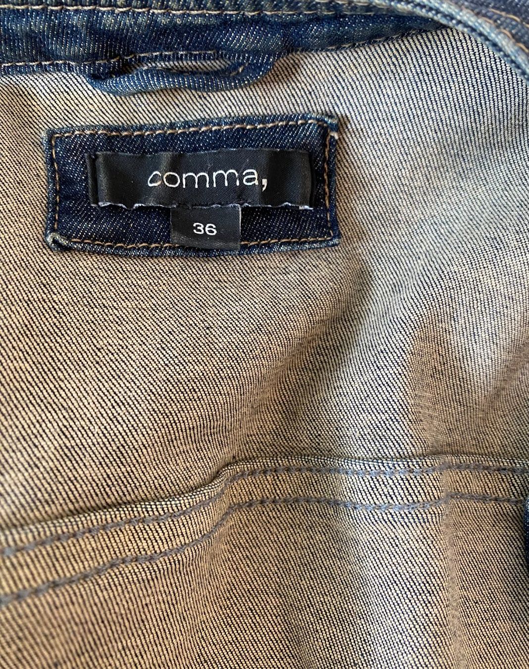 Giacche: Jeansjacke im Chanel Stil, comma, Gr. 36 – Usato da Basel venduto da TheElegantEdit 4