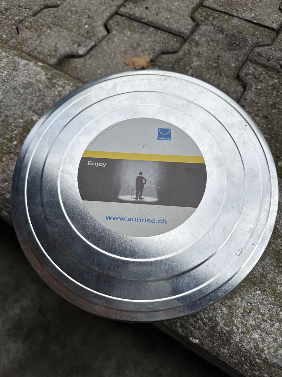 Bücher: Buch in Box Charly Chaplin – Gebraucht aus Matten(St.Stephan) von ren_r8tw 5