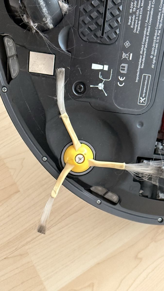 Irobot Aspirapolveri & Accessori: Vendo iRobot Roomba – Usato da Niederlenz venduto da joh_6fxx 2