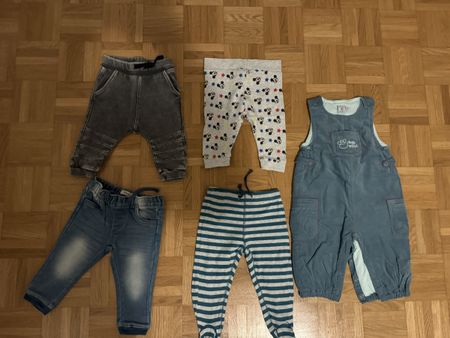 Baby Hosen Grösse 68