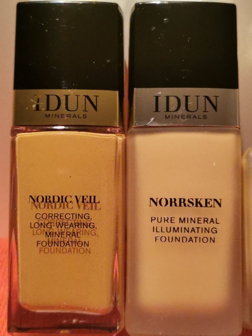 Clarins Make-up: Hochwertige Foundation-Cremes, 5 Stück – Usato da Schlieren venduto da vlalif 1