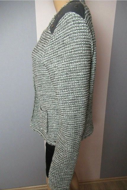 Comma Giacche: Comma Bouclé Jäckchen, Blusen Blazer – Nuovo (secondo la descrizione) da Kreuzlingen venduto da shopaholicatheart_2 4