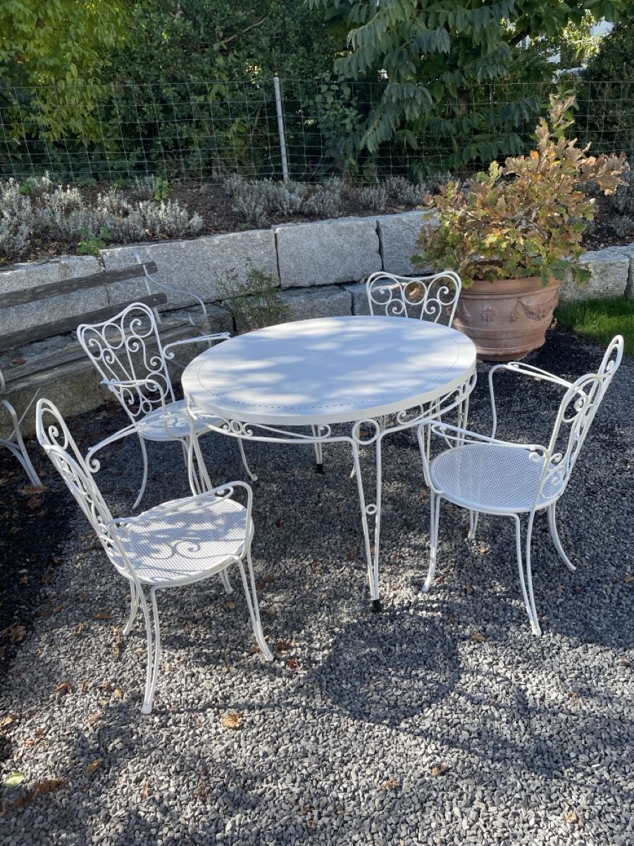 Set de table et chaises: Romantische Sitzgarnitur – D'occasion à Bottighofen par Mattafone 1