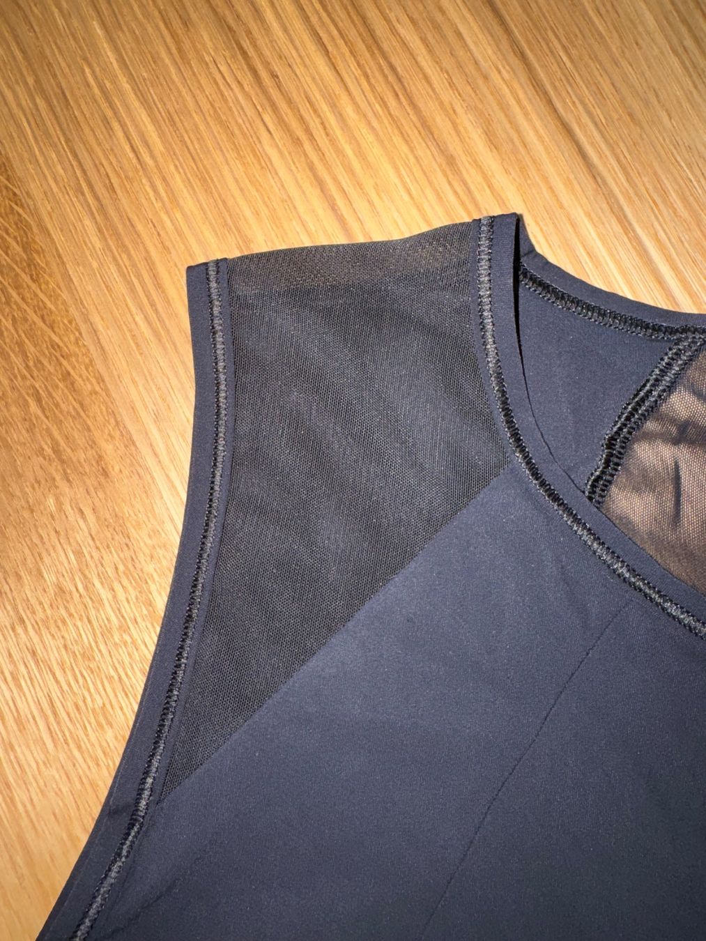 Lululemon Top: Lululemon Sculpt Tank Top - XL – Usato da Zürich venduto da ala_drq8 6