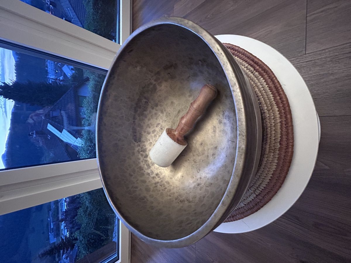 Musikinstrumente: Antike Klangschale  – Gebraucht aus Aarburg von Yula24