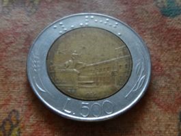 ITALIE  500  Lire  1986