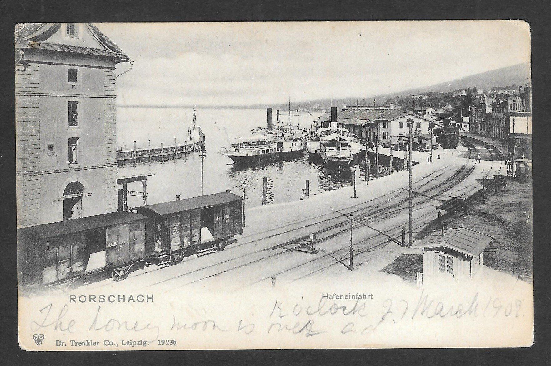 Cartoline postali: Rorschach Hafeneinfahrt mit Schiffen und Bahnhof – Usato da Olten venduto da clotaldi
