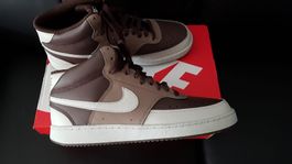 Sneaker Nike COURT VISION MID NN GR.44
