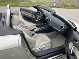 Audi TT Roadster Cabrio 3.2L V6 quattro mk2