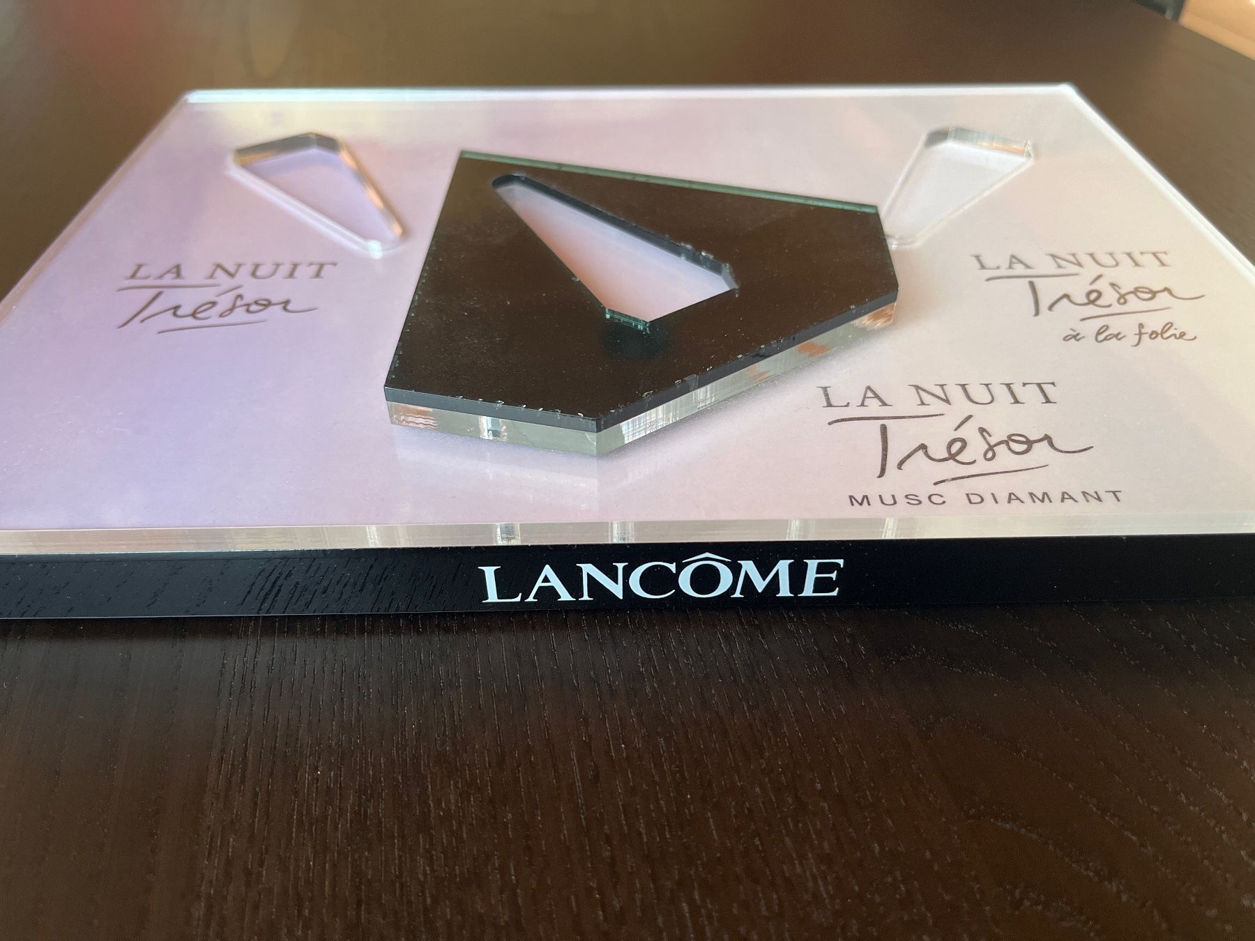 Lancôme Profumi & Eau de Toilette: Lancôme Parfum Ständer – Nuovo (secondo la descrizione) da Einsiedeln venduto da sandramon 1