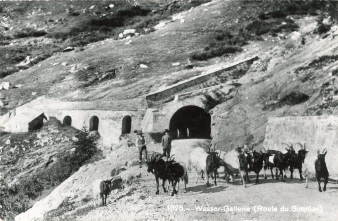 Cartoline postali: Simplon - Strasse   VS       4  diverse Karten – Usato da Brig venduto da Valcards54