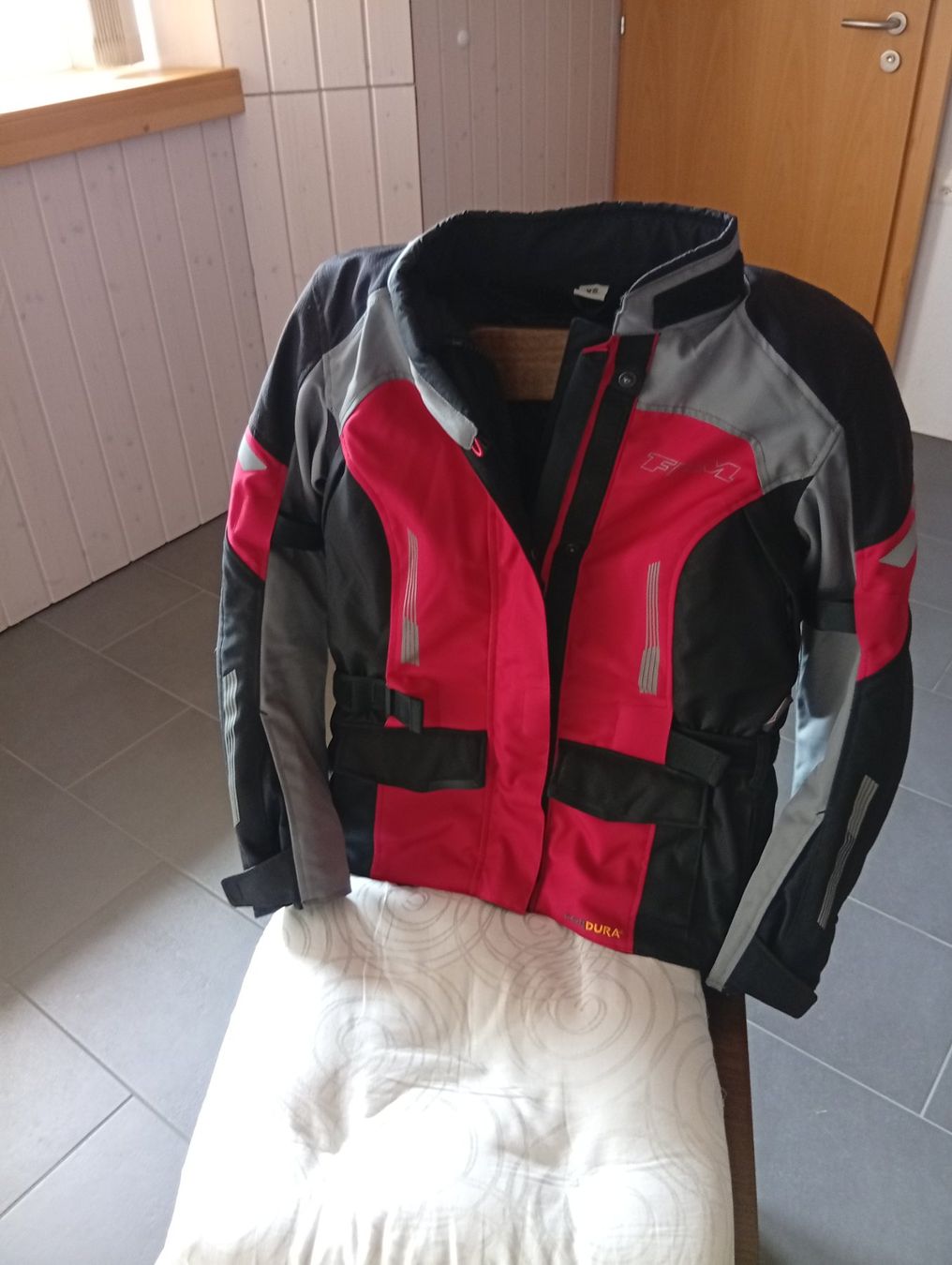 FLM Giacche: Veste de moto FLM – Nuovo (secondo la descrizione) da La Chaux-de-Fonds venduto da agusta03