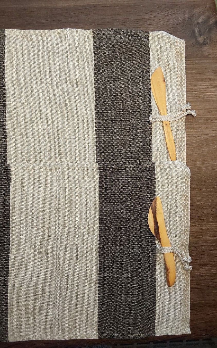 Altra biancheria da tavola: 2 Tischsets Sandra Baumane mit Holzmesser neu – Nuovo e nell'imballaggio originale da Köniz venduto da scopello12 2