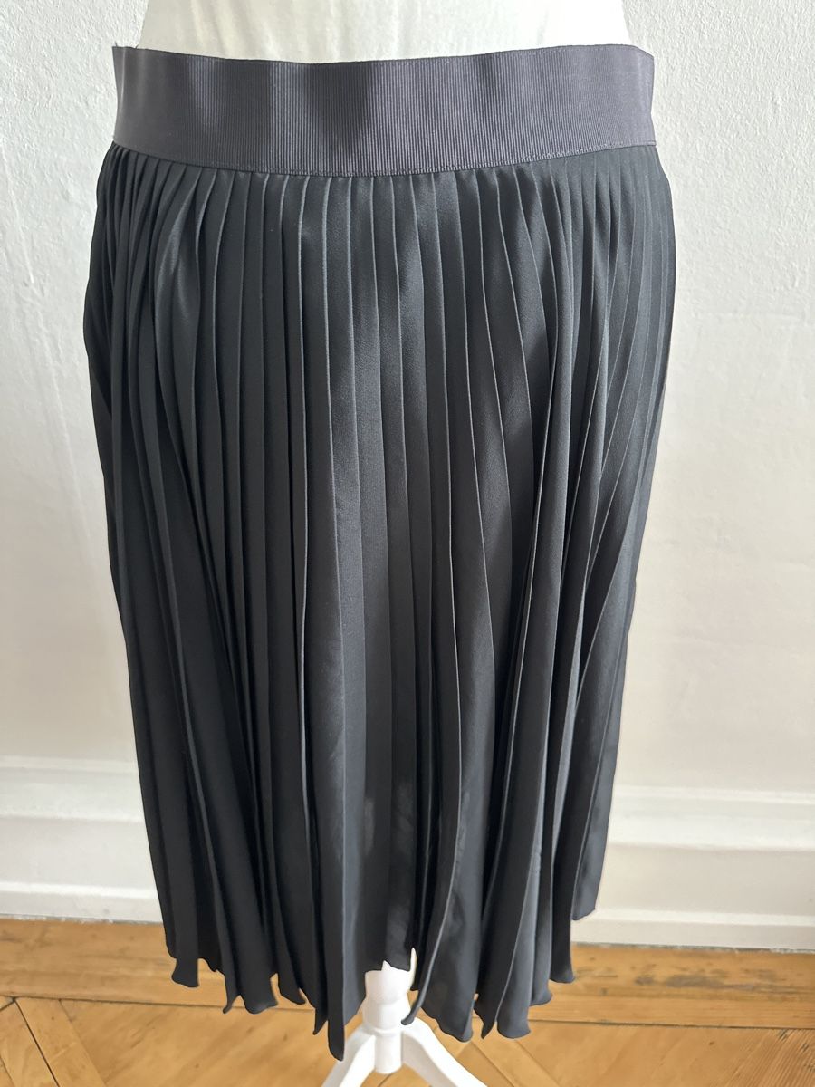 Sportmax Röcke: Max Mara Sportmax Plissee Rock – Gebraucht aus Bern von schnupka 1