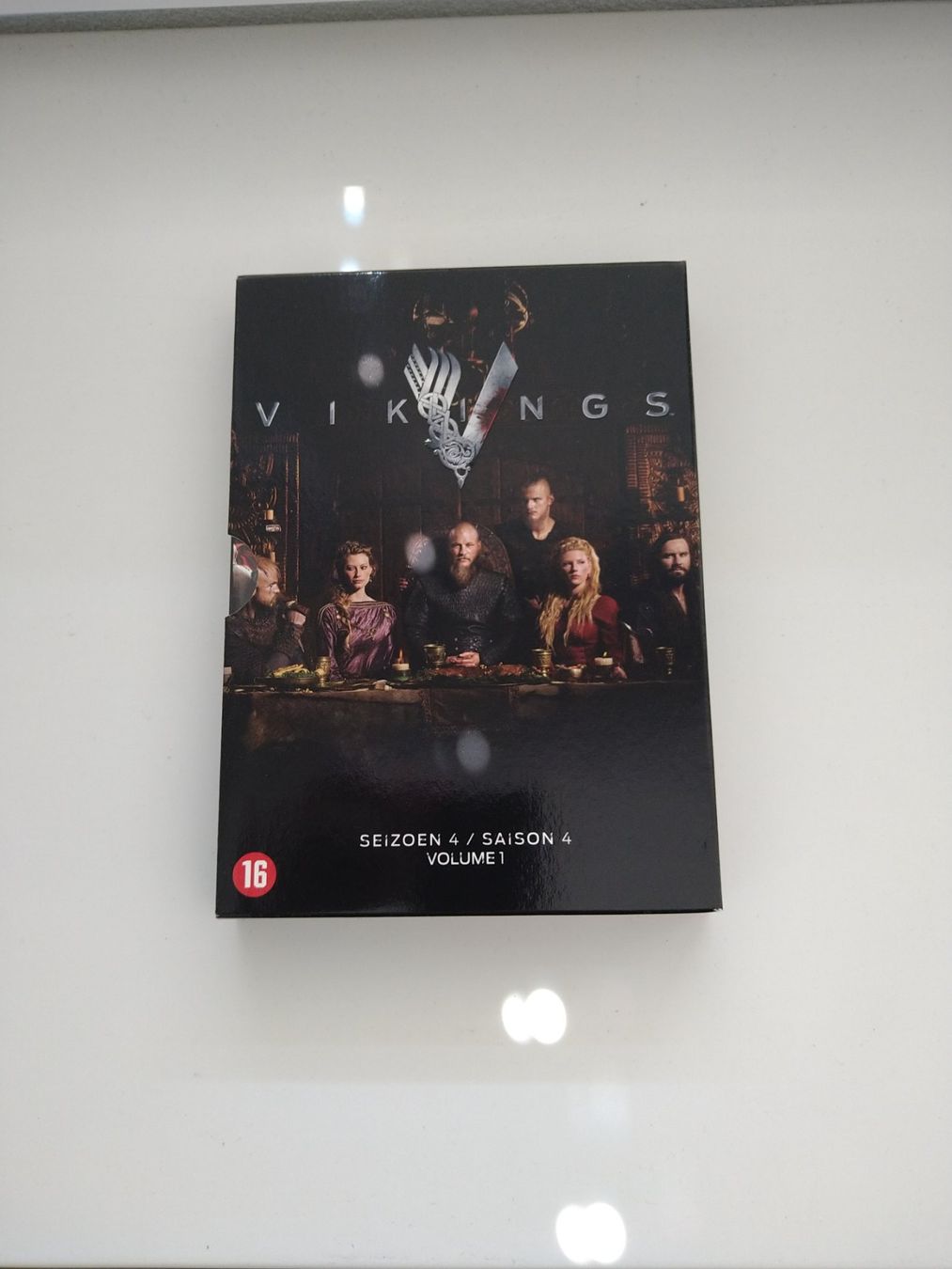 Tutti i DVDs: Vikings, saison 4 - volume 1 – Nuovo (secondo la descrizione) da Echallens venduto da michllbis