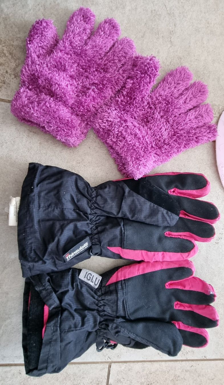 Lotti & Set di vestiti: Kleiderset Mädchen gr.122 – Usato da Grossdietwil venduto da GNOM313 2