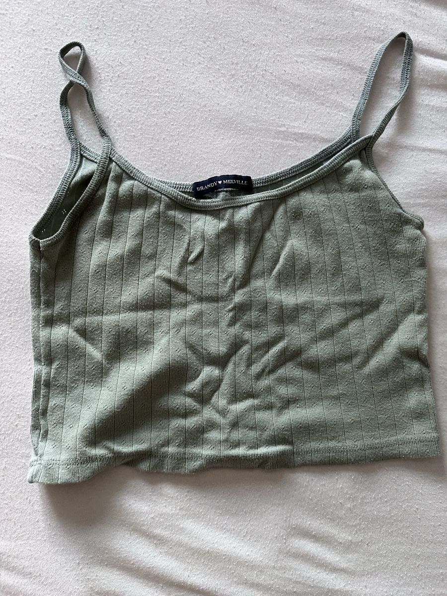Brandy Melville Top: Top Brandy Melville hellgrün Grösse One Size  – Usato da St. Gallen venduto da Nood