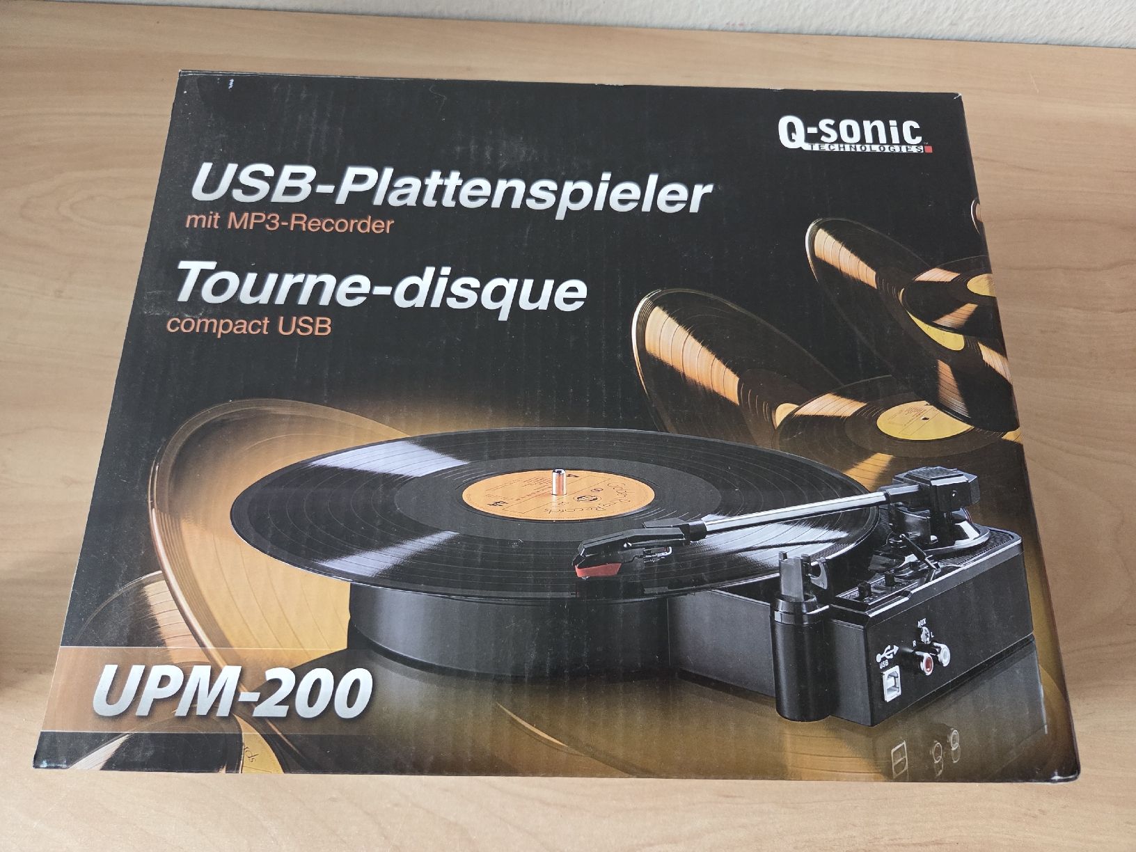 Giradischi: Plattenspieler inkl UBS Kabel und  Software CD  – Usato da Winterthur venduto da katzen07